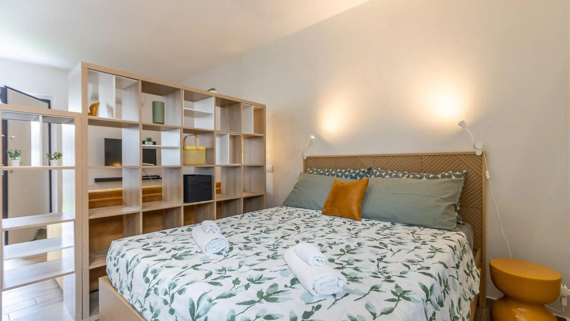 Casa Bebe With Garden Near Hospital And F1 Monza Daire Lissone 0*,  İtalya
